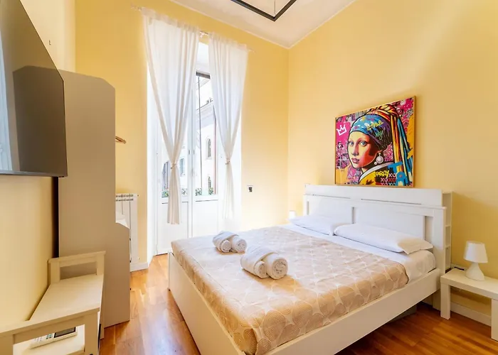 Opera Square 3br 3ba *